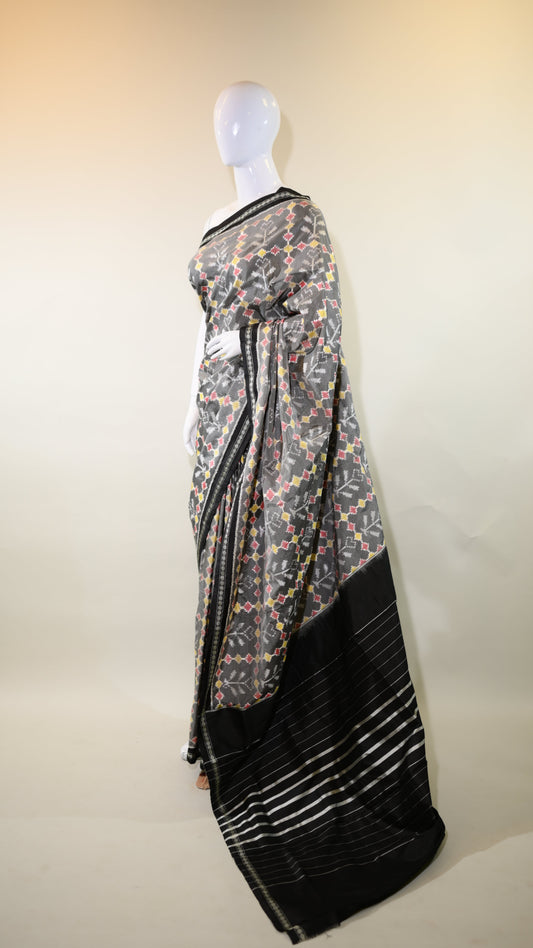 Grey Mulberry Silk Pochampally Ikat Saree