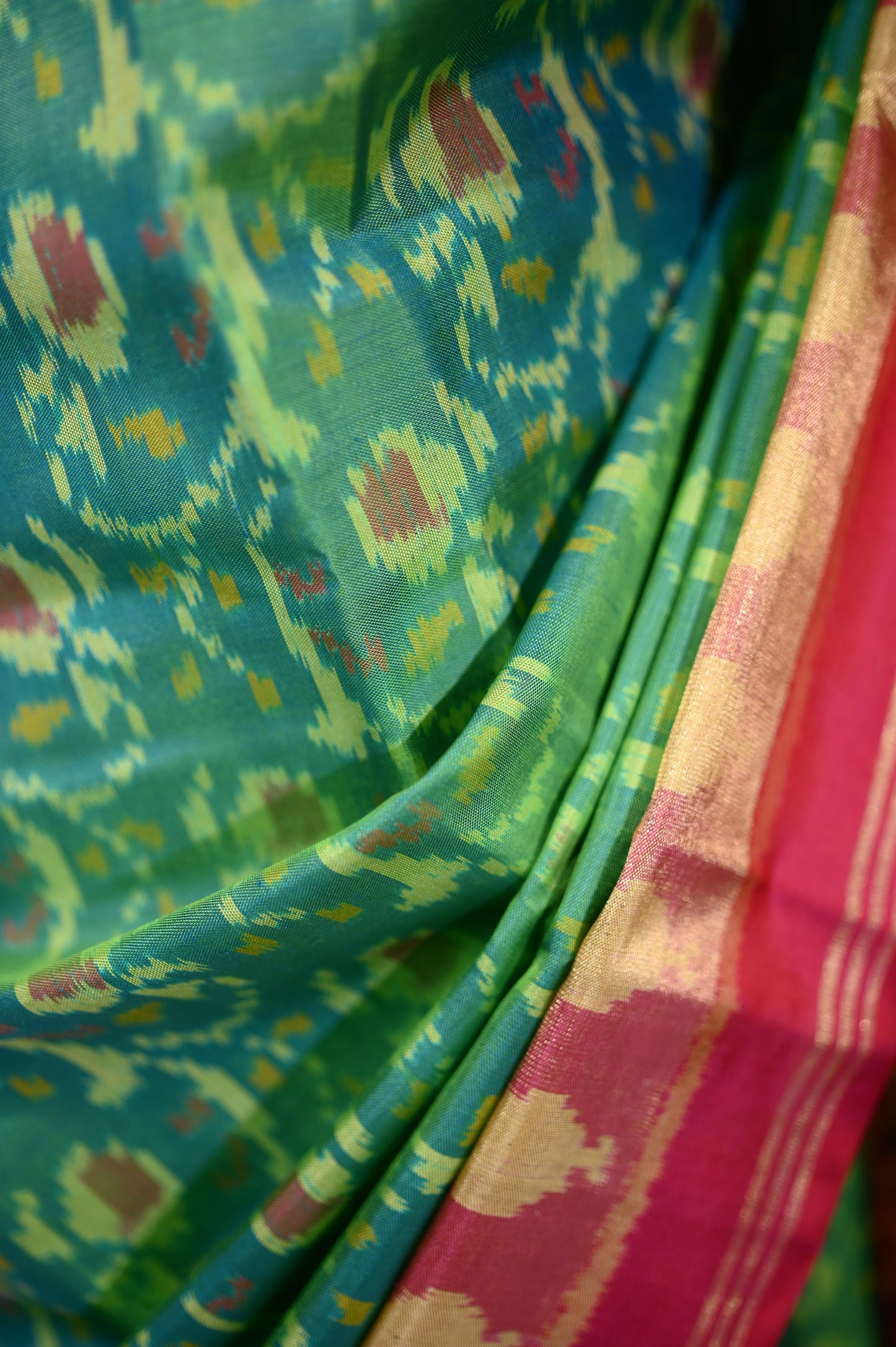 Dual tone green & Pink Mulberry Silk Patola Ikat Saree