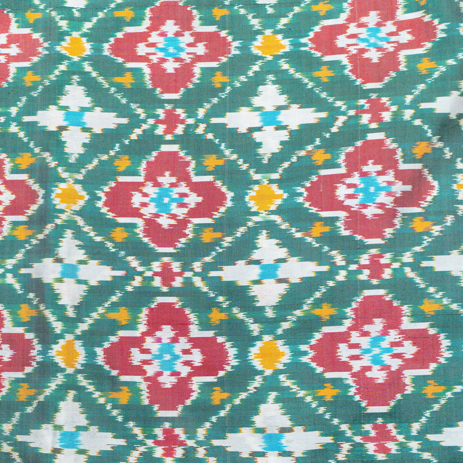 Ikatan Green & Red Mulberry Silk Patola Ikat Saree Ikatan