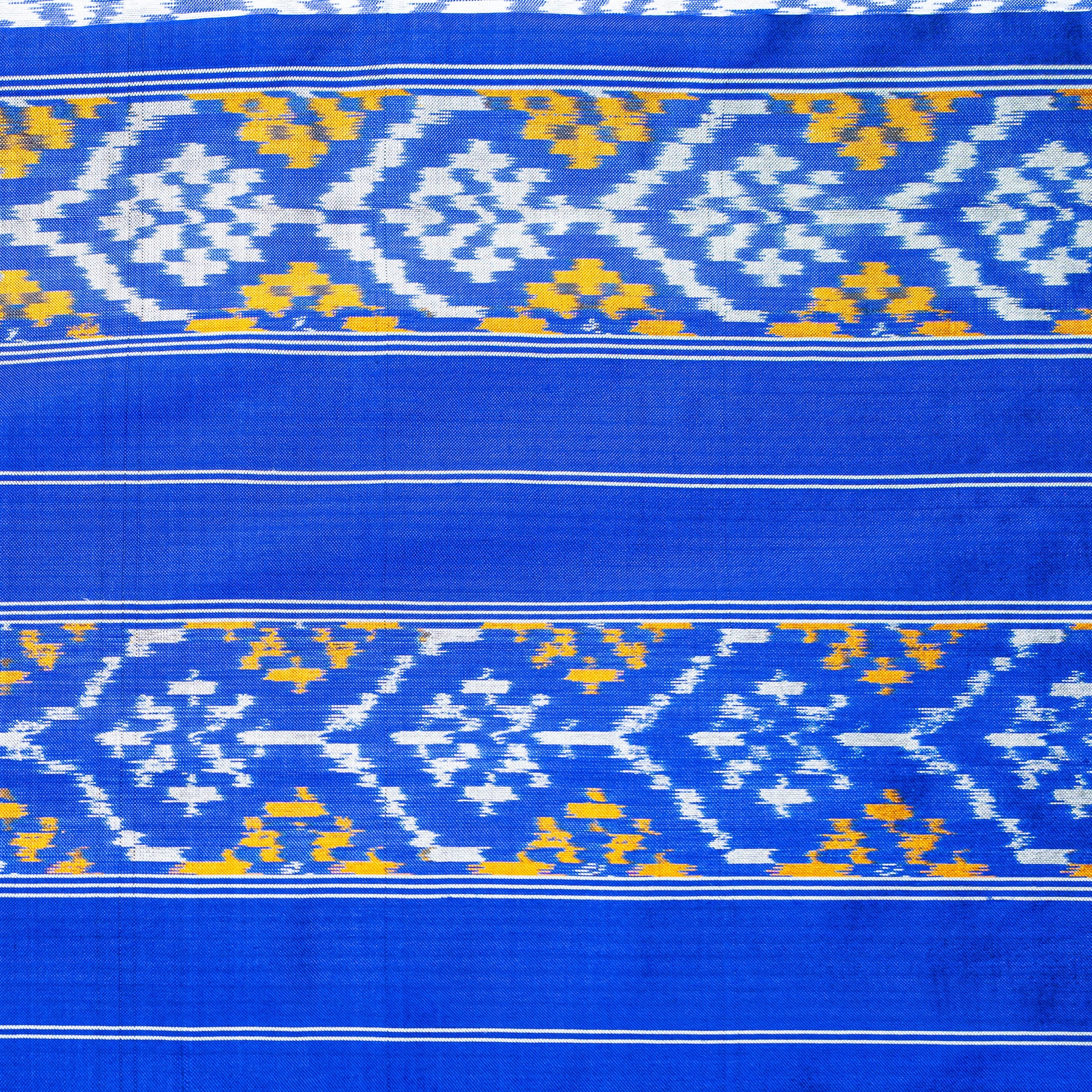 Ikatan Blue & White Mulberry Silk Pochampally Ikat Saree Ikatan