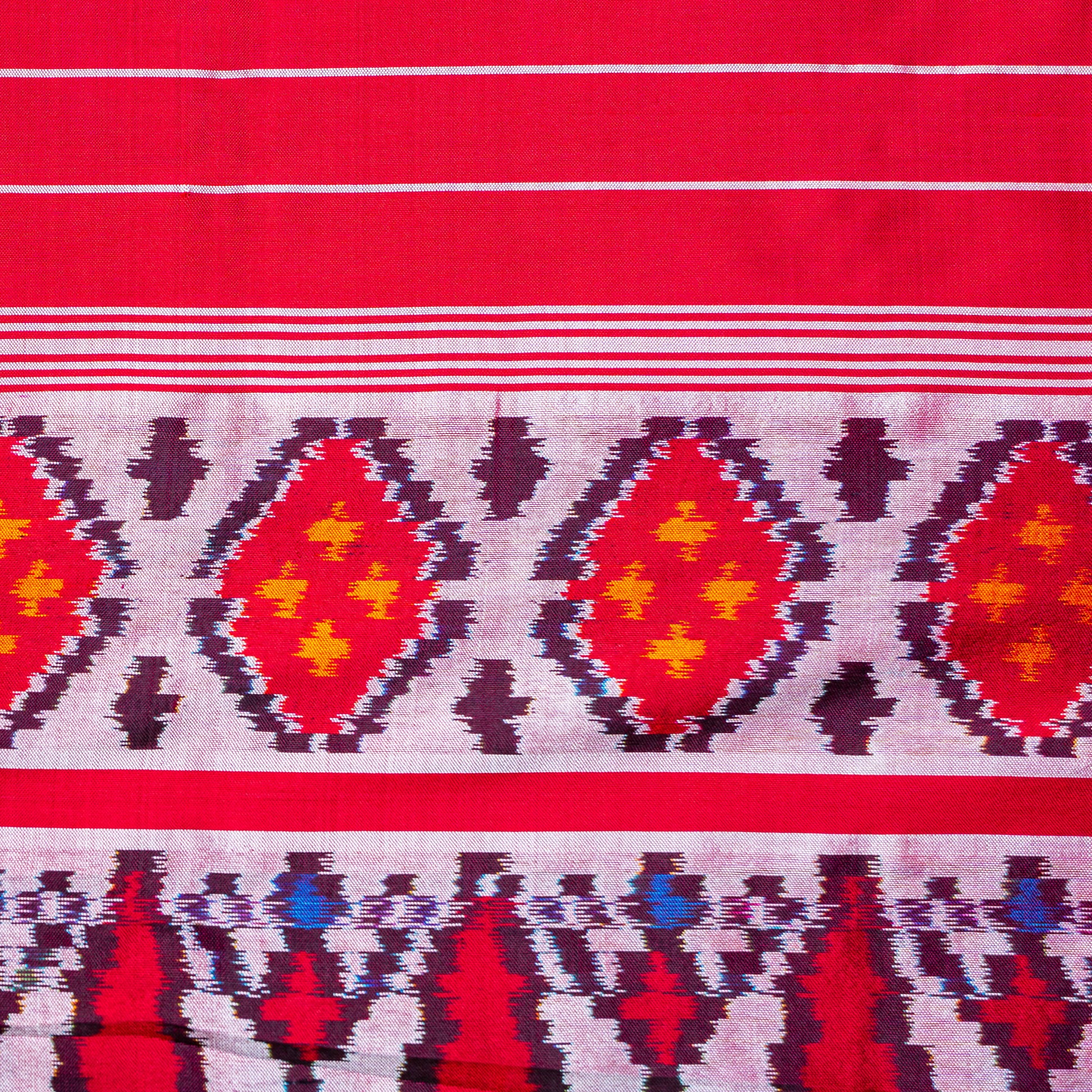 Ikatan White & Red Mulberry Silk Saree Ikatan
