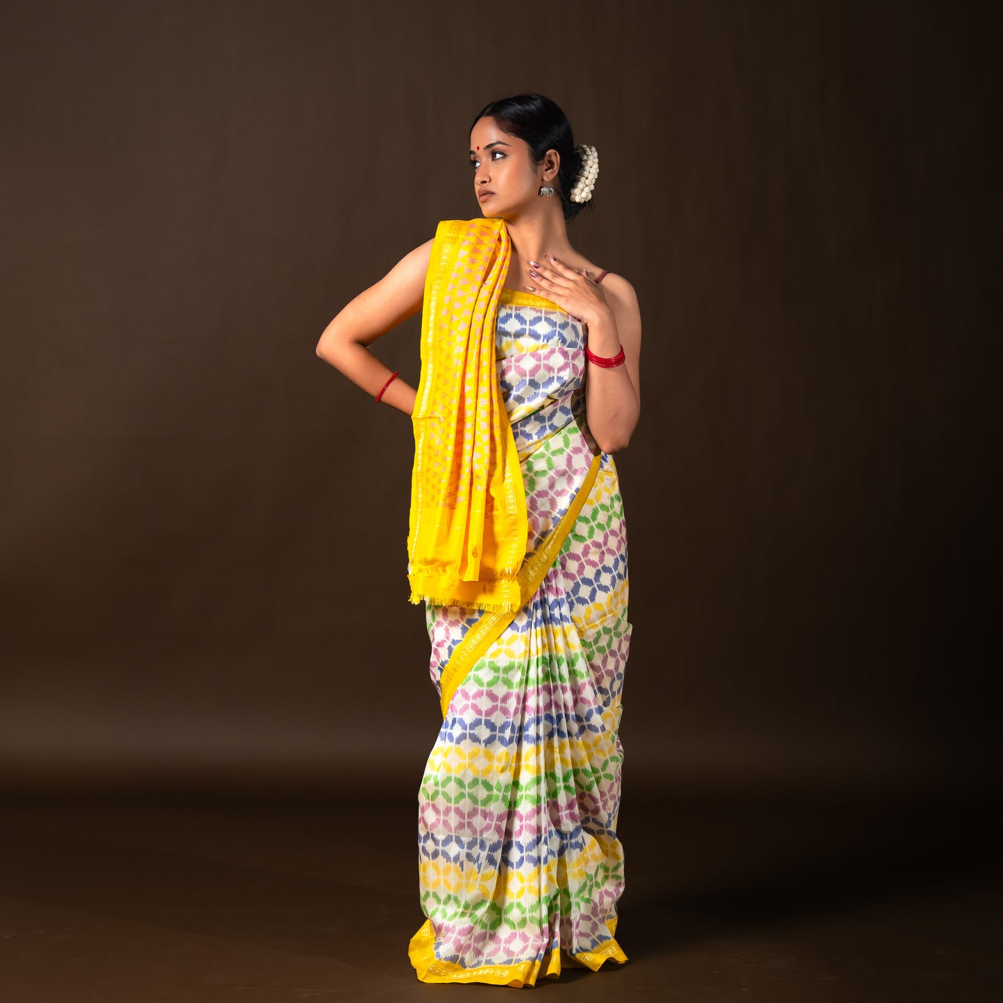 Bibhu Mohapatra Yellow & White Mulberry Silk Pochampally Ikat Saree Ikatan