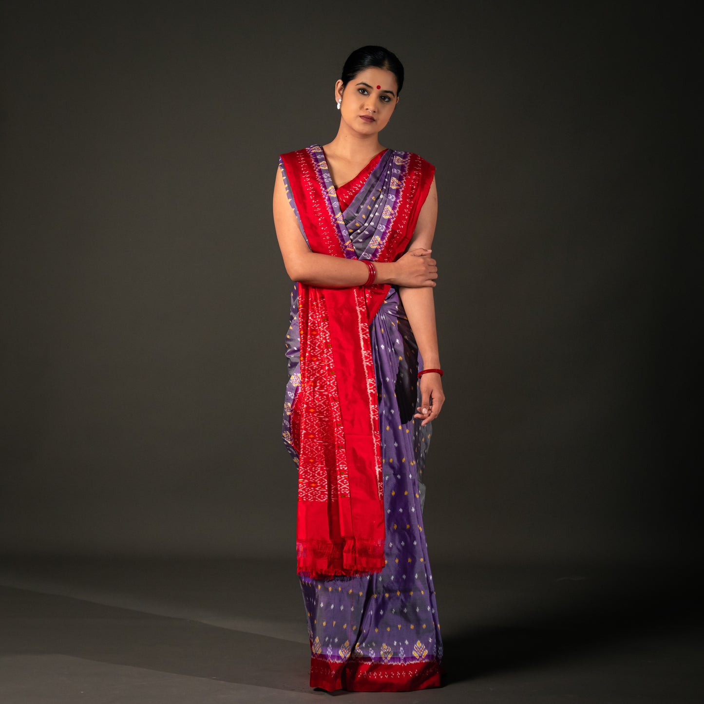 Ikatan Violet & Red Mulberry Silk Odisha Ikat Saree Ikatan
