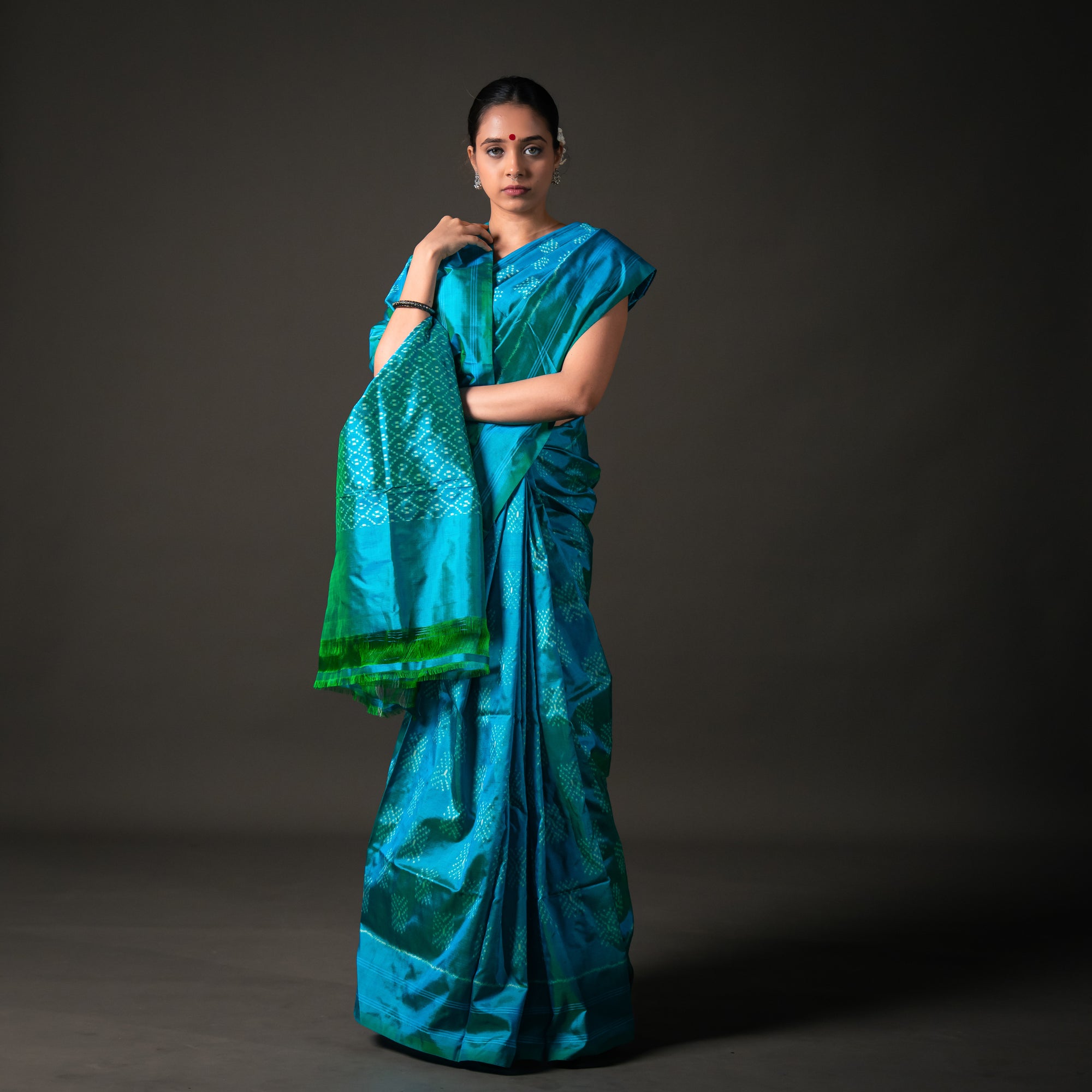 Ikatan Blue & Green Mulberry Silk Pochampally Ikat Saree Ikatan