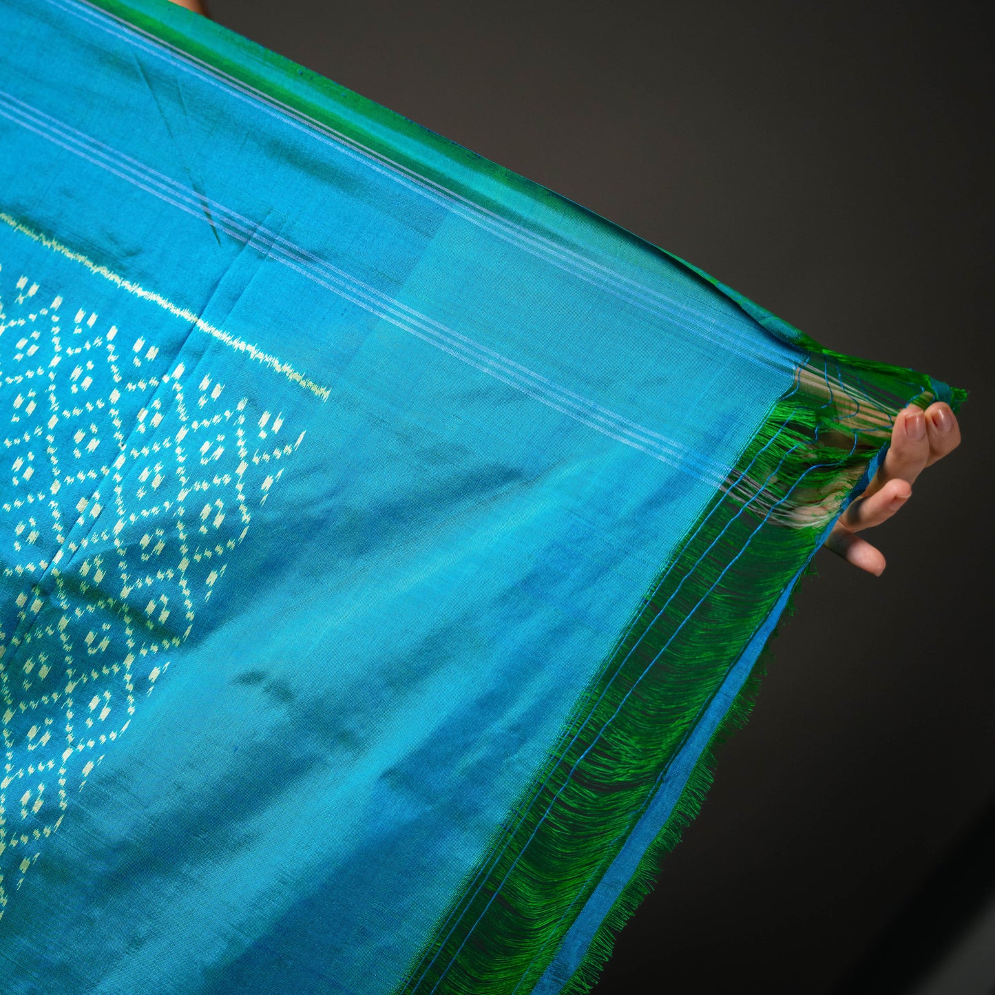 Ikatan Blue & Green Mulberry Silk Pochampally Ikat Saree Ikatan