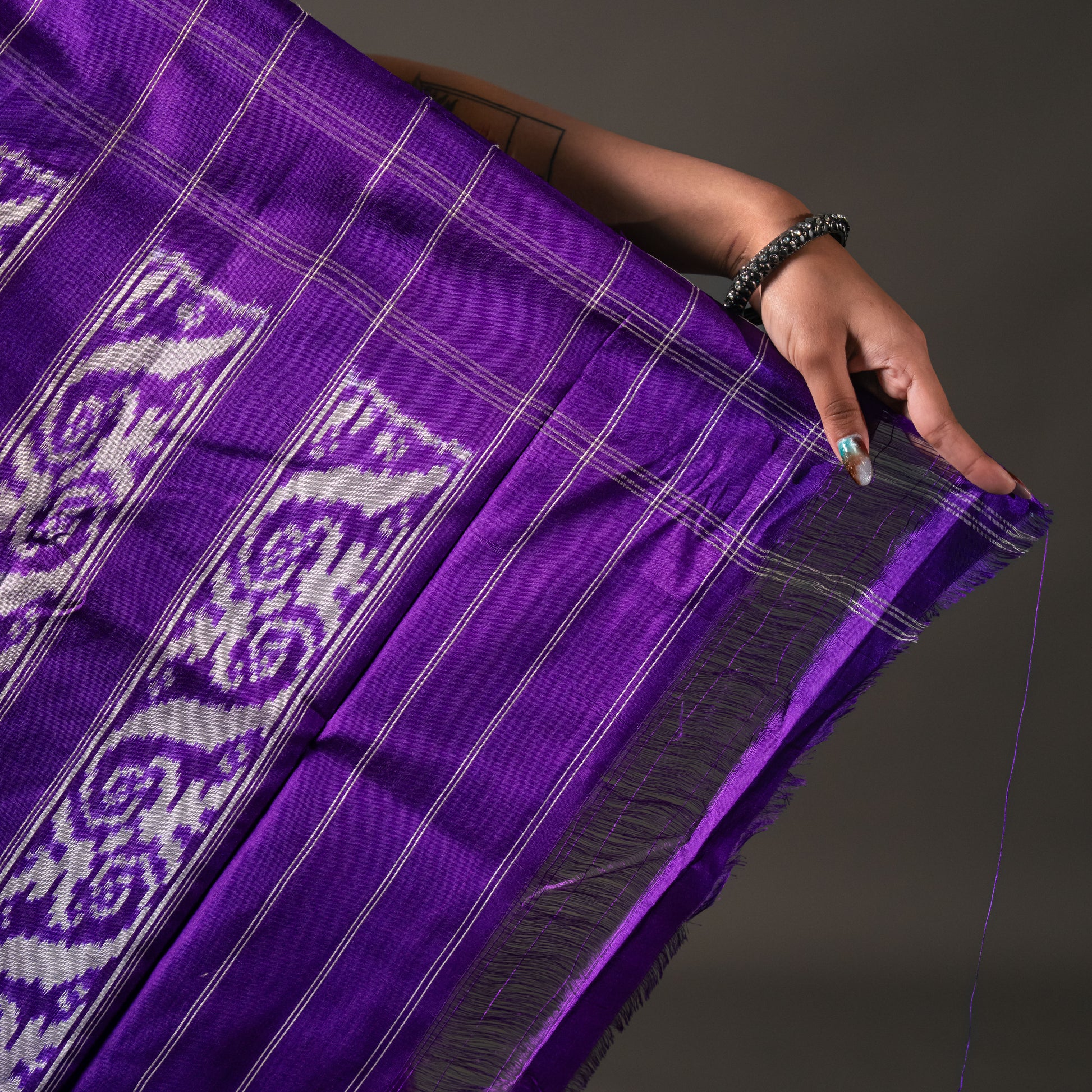 Ikatan Violet & White Mulberry Silk Pochampally Ikat Saree Ikatan