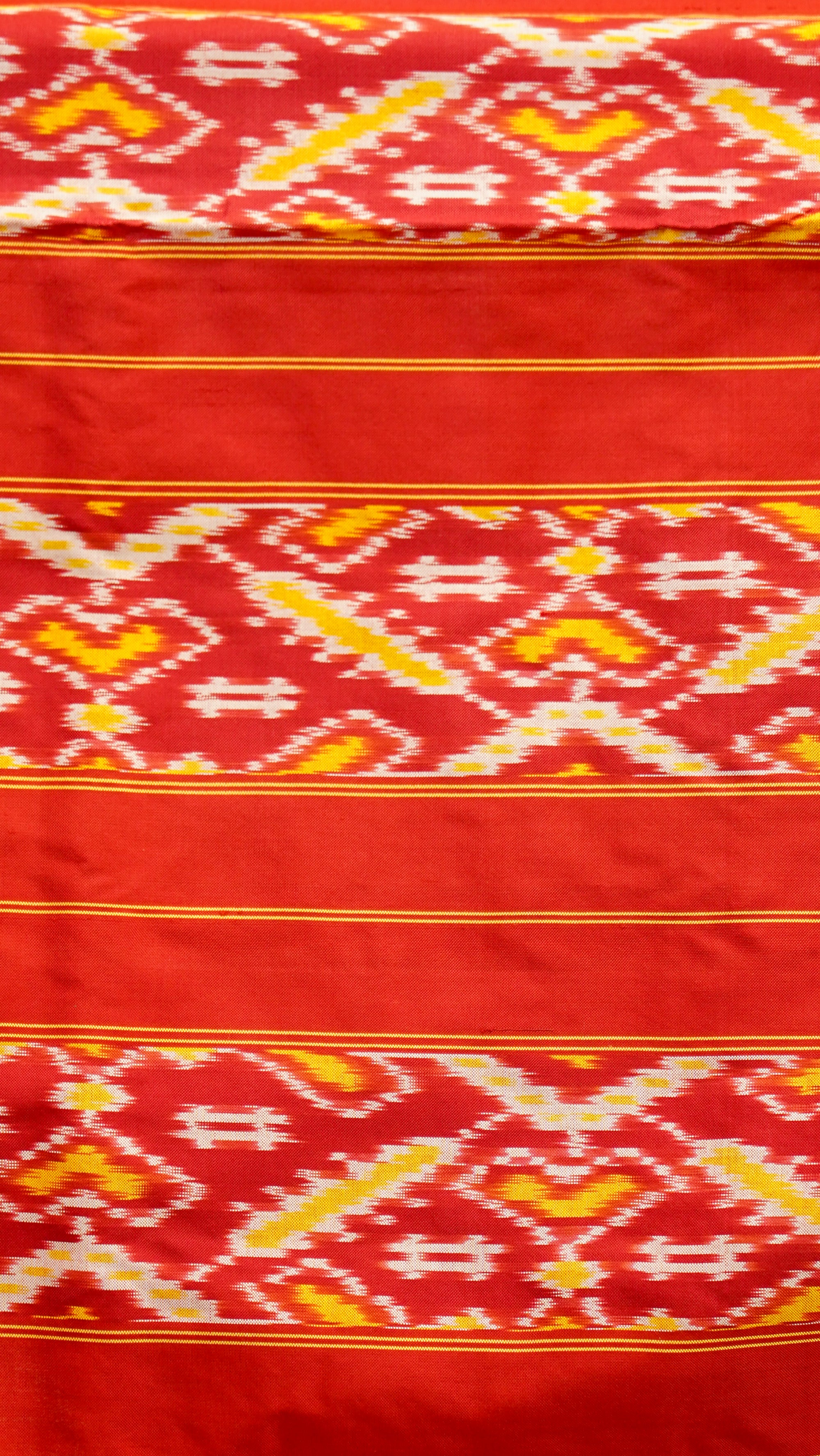Grey &amp; Red Mulberry Silk Pochampally Ikat Saree
