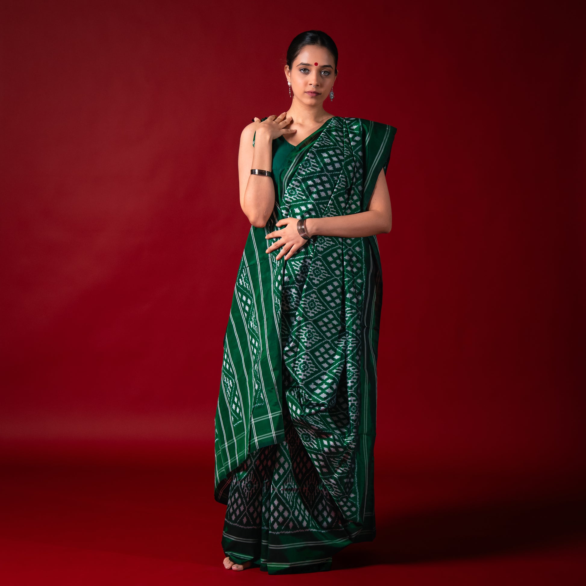 Ikatan Forest Green Mulberry Silk Odisha Ikat Saree Ikatan