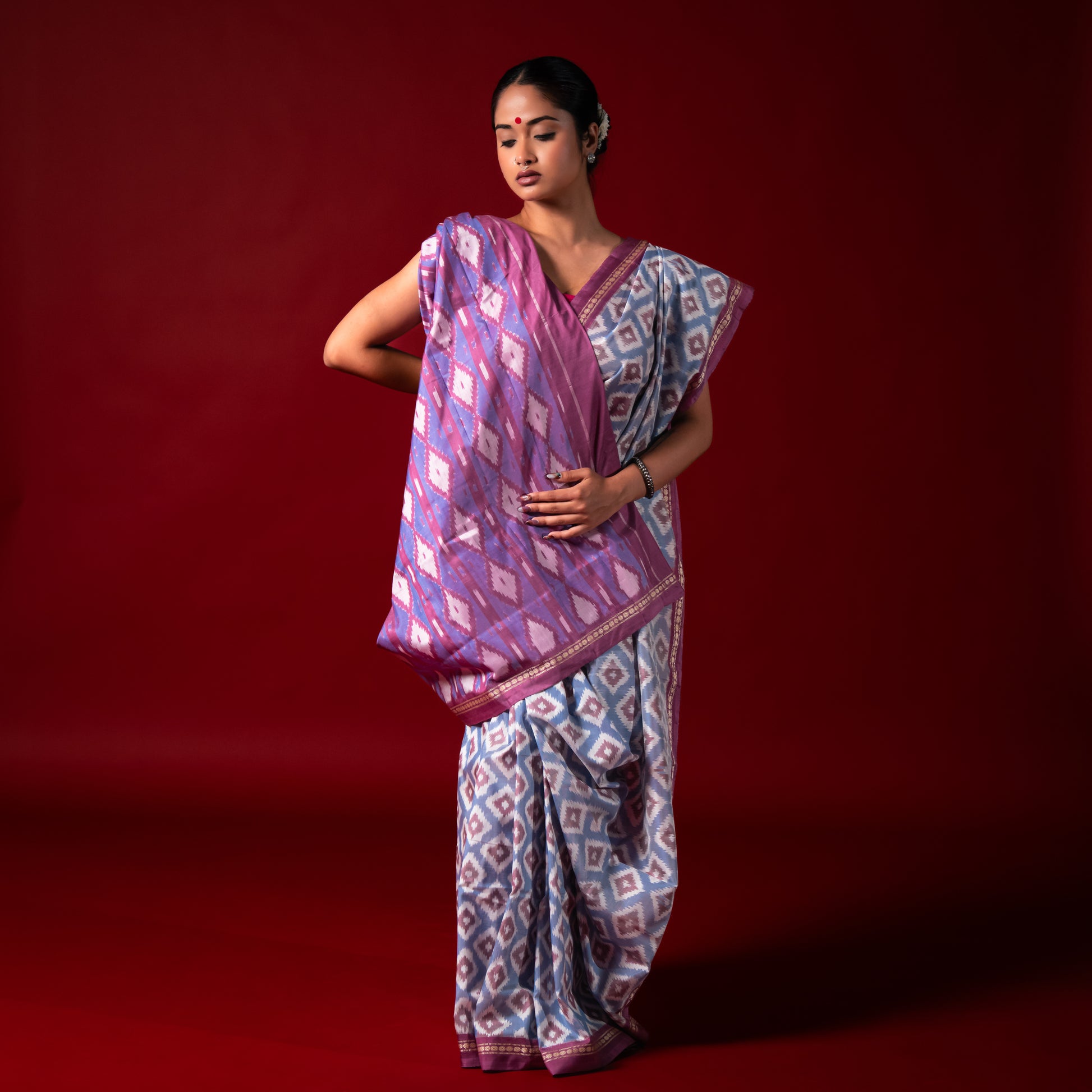 Ikatan Blue and Mauve Mulberry Silk Pochampally Ikat Saree Ikatan