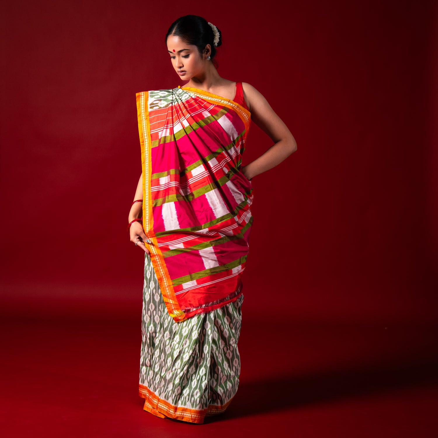 Ikatan Sage Green & Dark Pink Mulberry Silk Pochampally Ikat Saree Ikatan