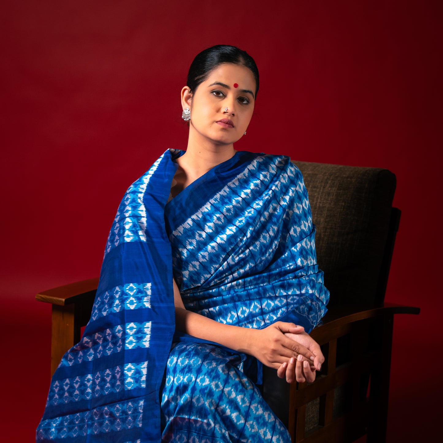 Ikatan Dual Blue Shade Mulberry Silk Pochampally Ikat Saree Ikatan