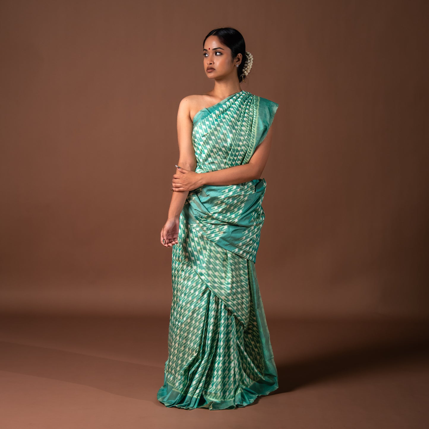 Bibhu Mohapatra Sea Green & White Mulberry Silk Pochampally Ikat Saree Ikatan