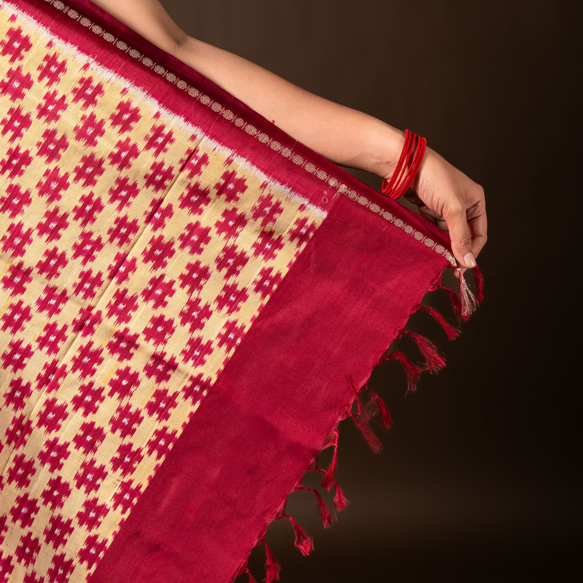 Bibhu Mohapatra Grey & Red Mulberry Silk Pochampally Ikat Saree Ikatan