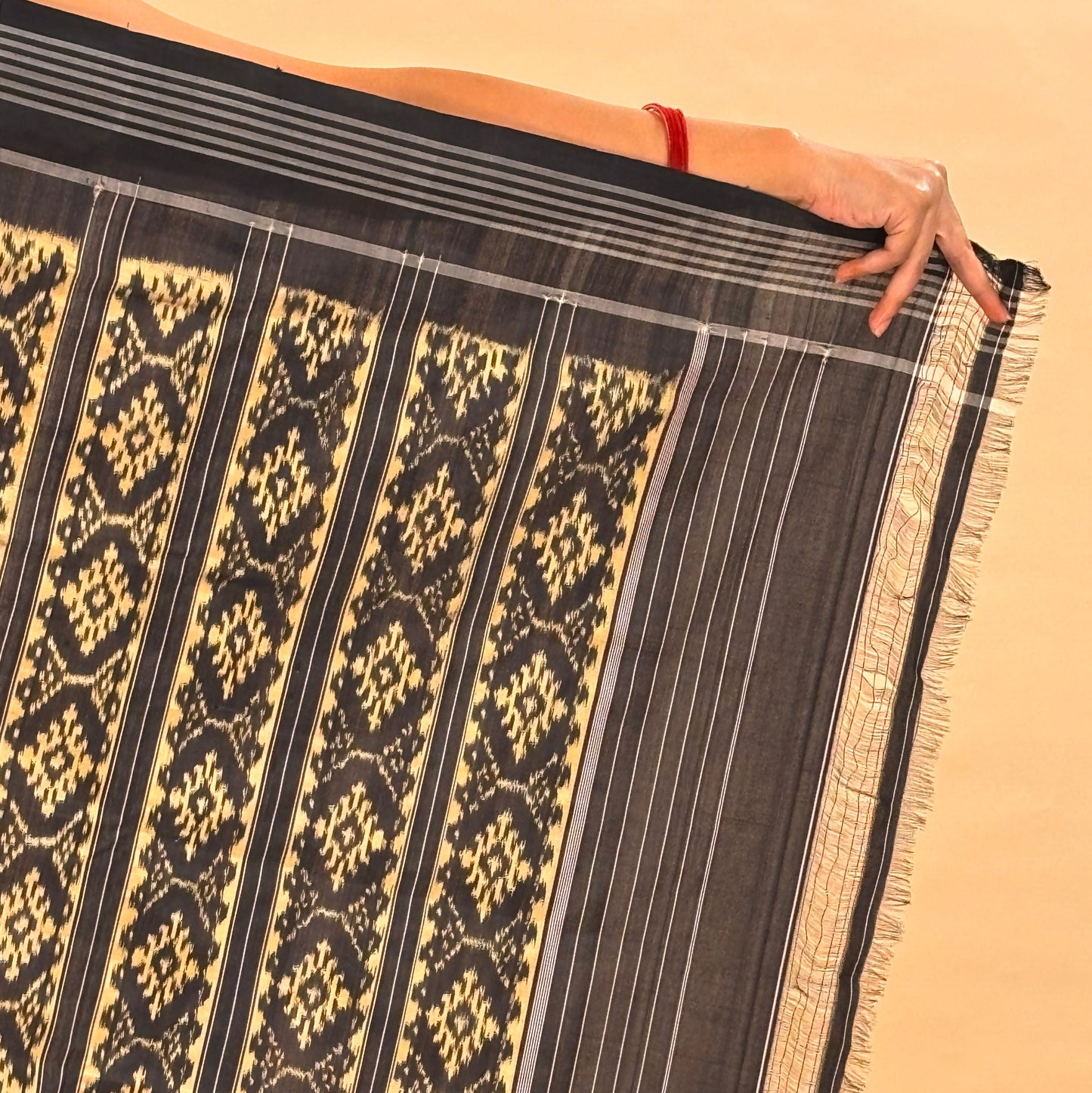 Black & White Mulberry Silk Pochampally Double Warp Ikat Saree