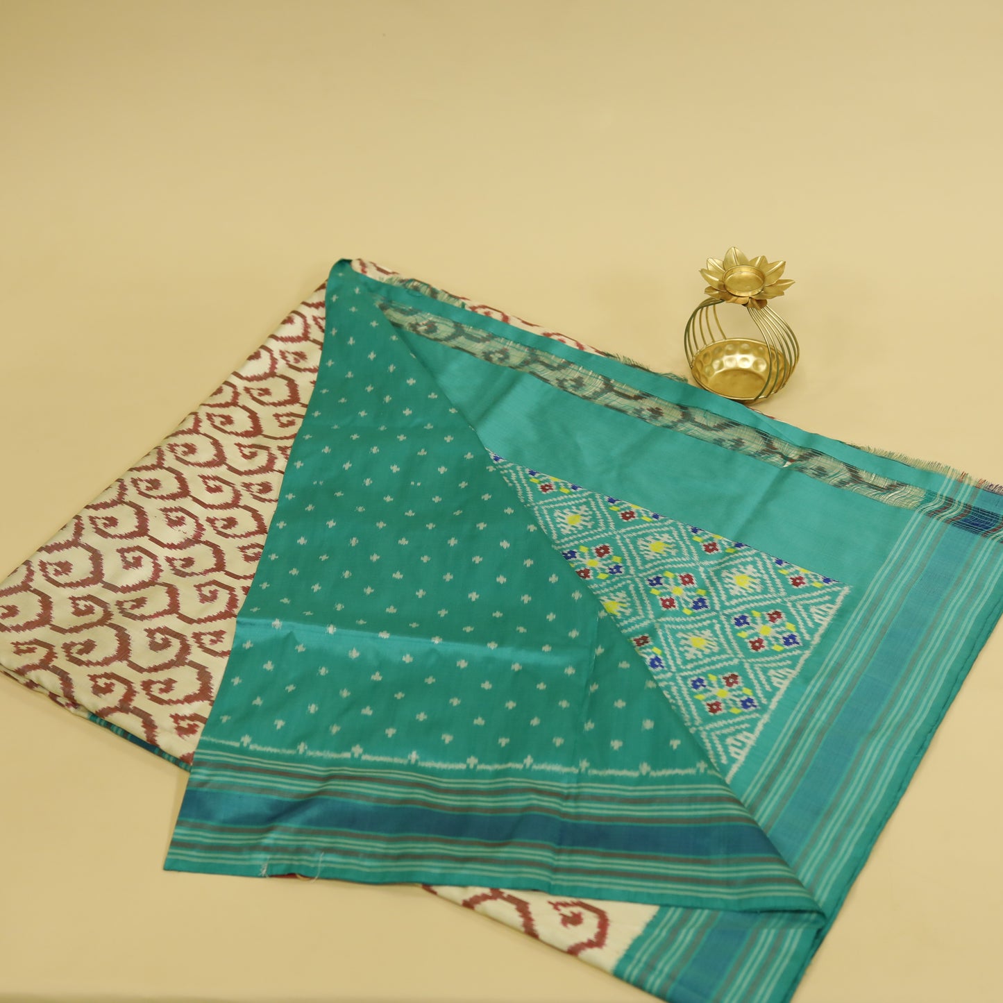 Cream & Turqouis  Mulberry Silk Pochampally Ikat Saree