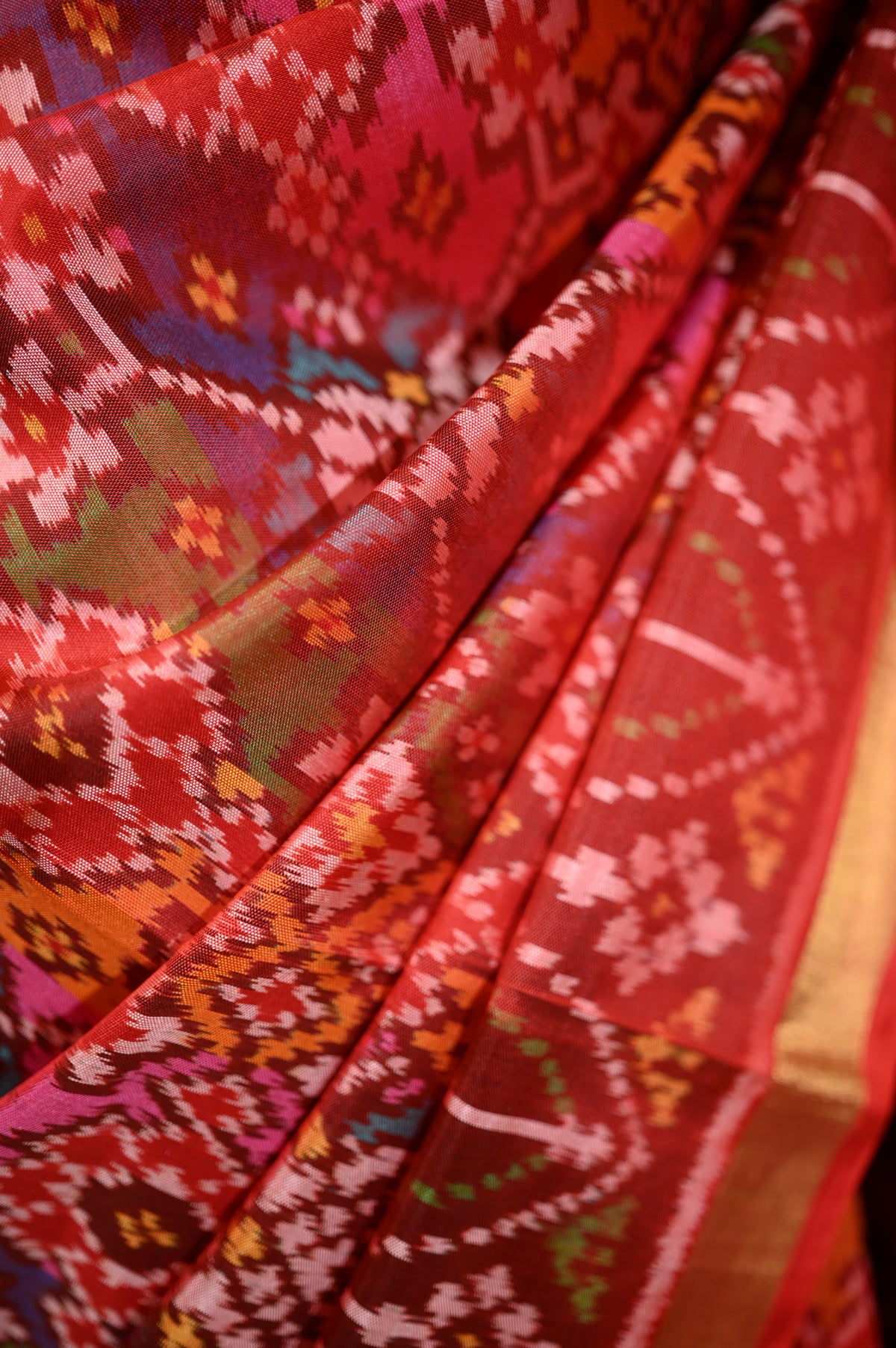 Miulticolour Floral Mulberry Silk Patola Ikat Saree
