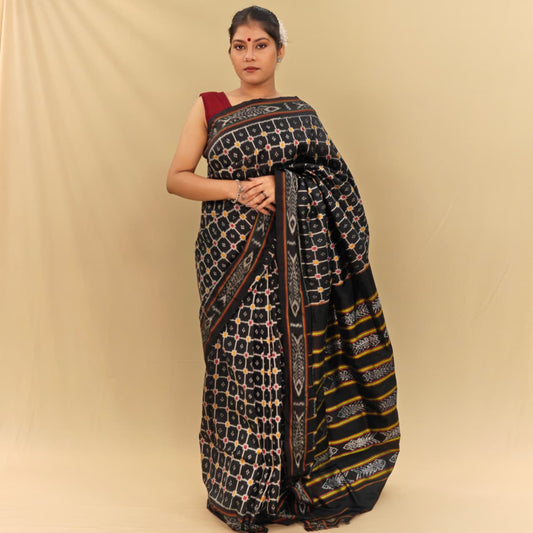 Black Mulberry Silk Square Motif Pochampally Ikat Saree With Fish Border
